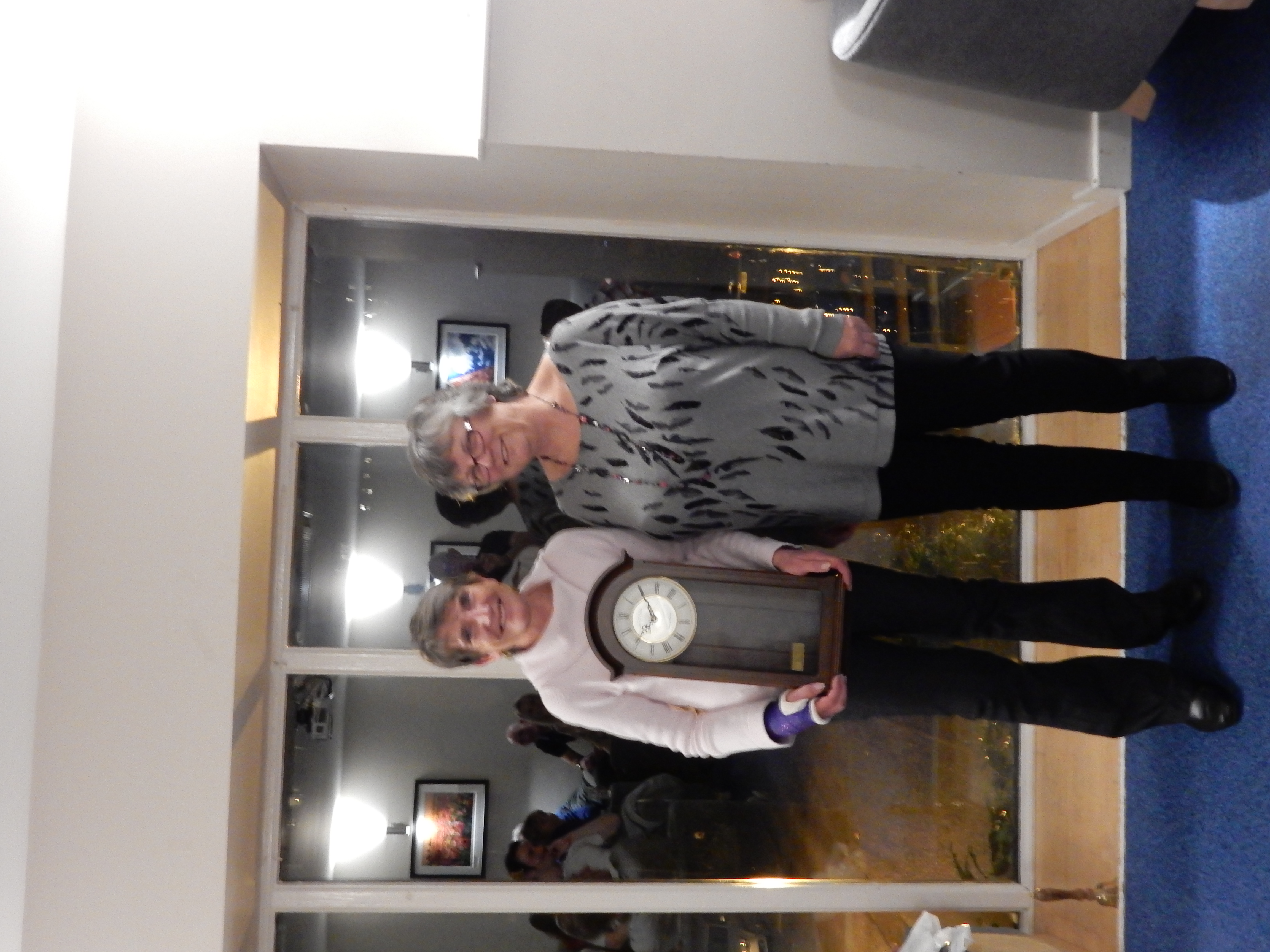 Marion Holmes presented Linda's clock